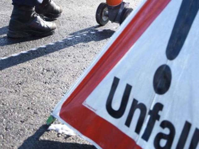 Sursee LU - Unfall im Kreisverkehrsplatz Chotten