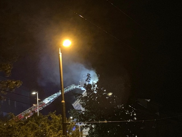 Schaffhausen SG - Dachstockbrand aufgrund von Blitzeinschlag
