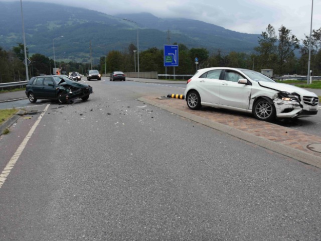 Sevelen SG - Autofahrerin bei Verkehrsunfall verletzt