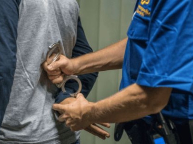 Zürich ZH - 19-Jähriger mit über ½ Kilogramm Heroin verhaften