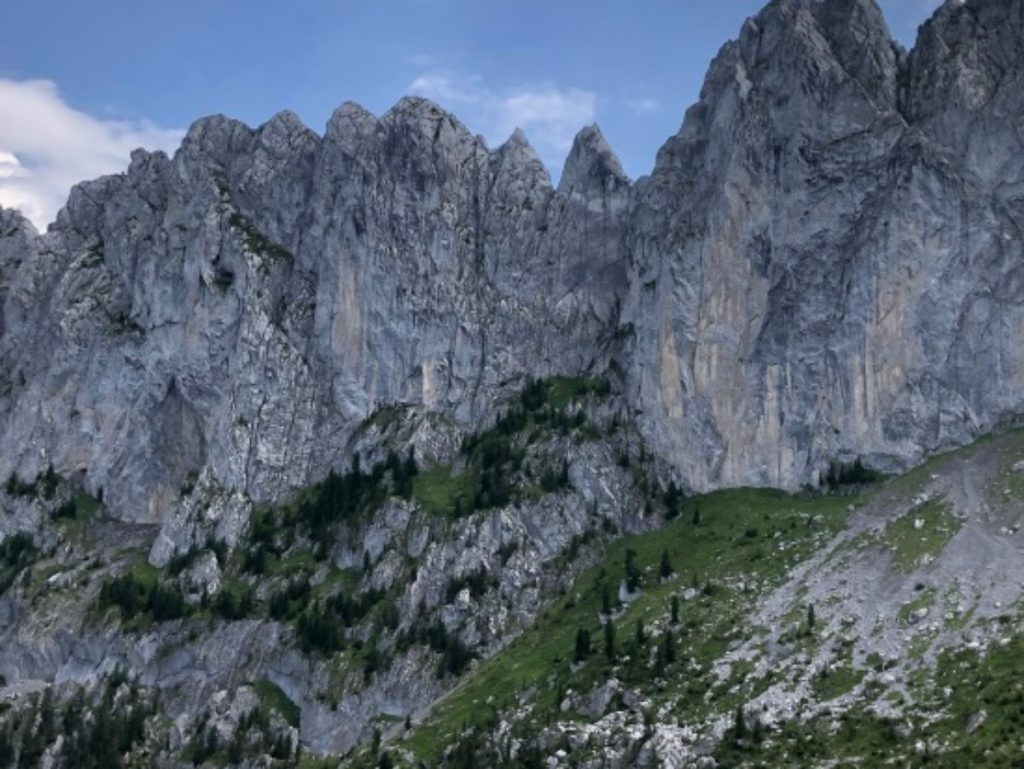 Gastlosen-Bergen in Jaun FR - Mann (35) nach Absturz tot