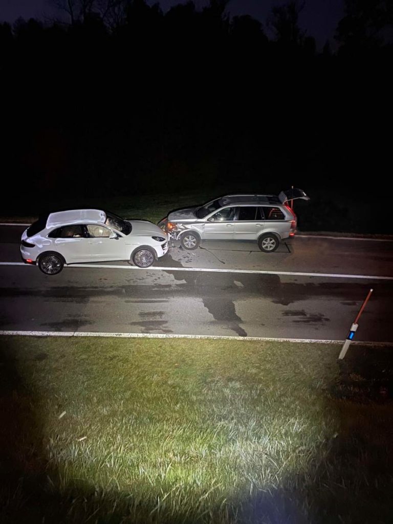 Unfall Menzingen ZG - Totalschaden bei drei Autos