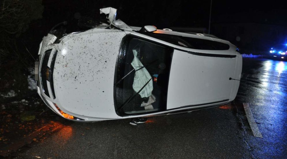 Unfall in Hüniken SO - Kontrolle über Auto verloren