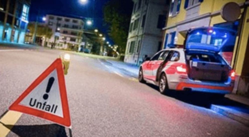 Unfall in Basel: Kollision mit parkiertem Fahrzeug
