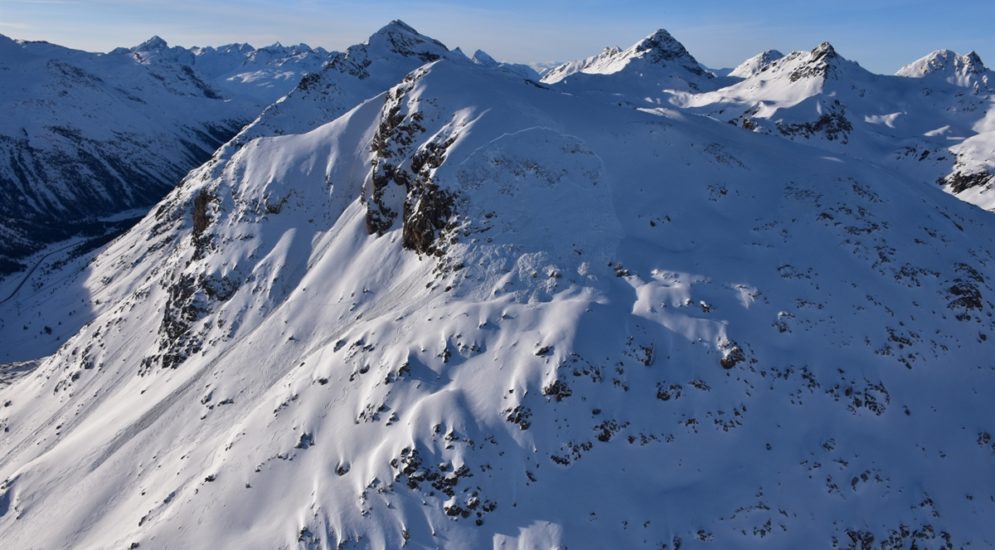 Bergunglück in Pontresina: Skitourengänger durch Lawine verschüttet