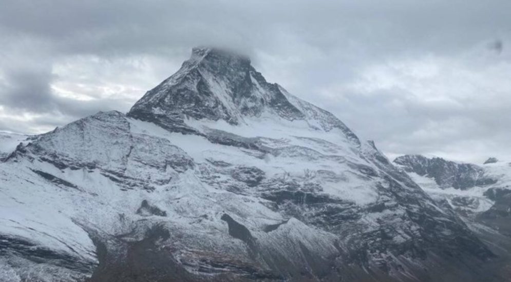 Drama in Zermatt VS - Zwei junge Männer stürzen in den Tod