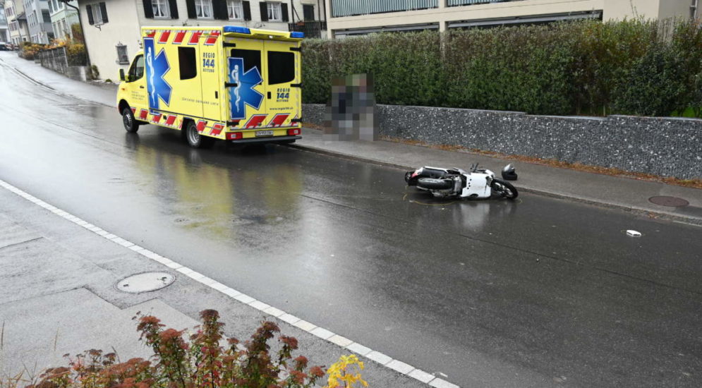 Eschenbach SG: Motorradfahrer stürzt bei Unfall