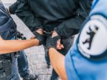 St.Gallen: 26-Jährige beschimpft Polizisten und spuckt ihnen ins Gesicht