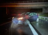 Uffikon LU: Autolenkerin (22) baut Unfall auf der A2