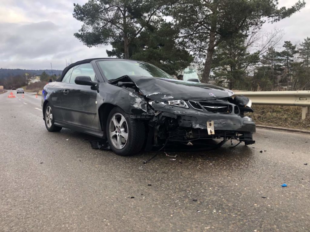 Diessenhofen TG: Zwei Verletzte bei Unfall mit drei Autos