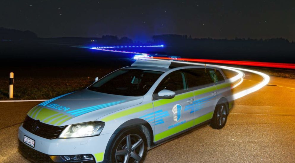Buchs AG: Peugeot-Fahrer haut nach Unfall mit Velofahrerin ab