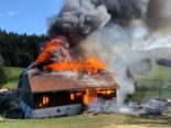 Entre-Deux-Monts: Bauernhof bei Brand komplett zerstört