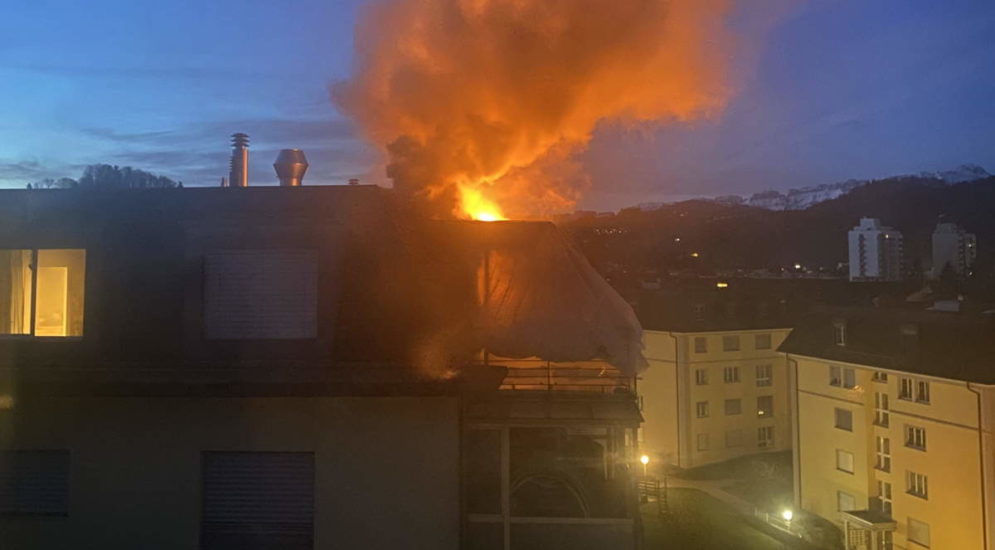 Gossau: Bewohner aus Mehrfamilienhaus wegen Balkonbrand evakuiert