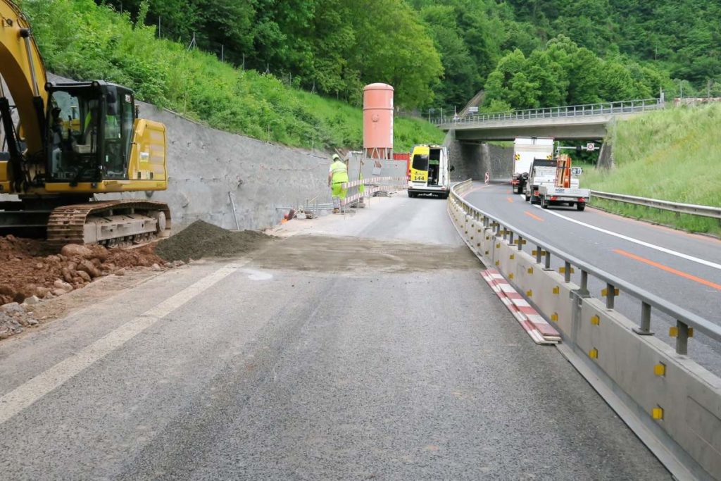 Mühlehorn GL: Autobahn A3 wegen Arbeitsunfall gesperrt