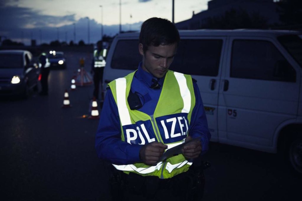 Basel: Autolenker nach Unfall verhaftet