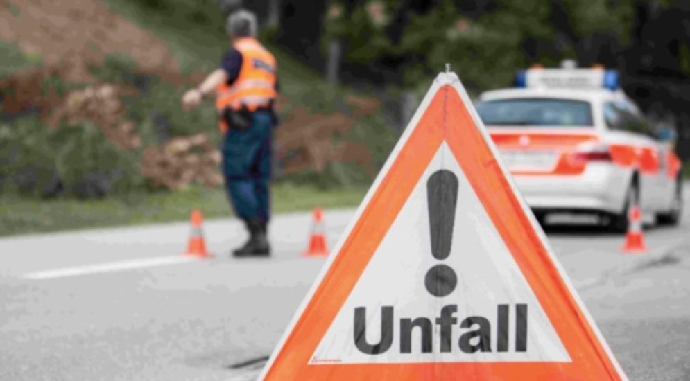 A2 Ausfahrt Arisdorf wegen Unfall gesperrt