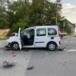 Menzingen: Unfall auf der Edlibachkreuzung fordert zwei Verletzte