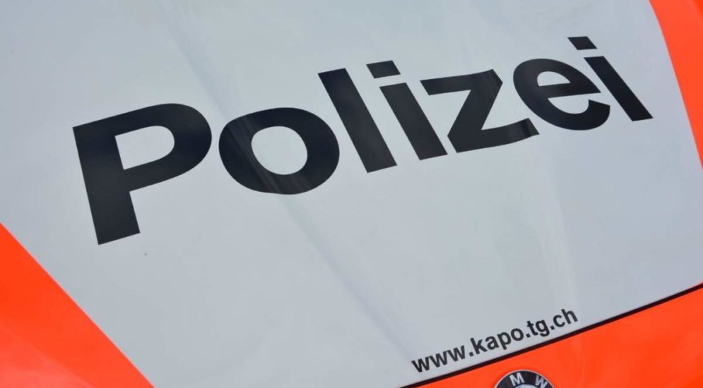 Romanshorn TG: Mann bedroht Passanten und Polizisten
