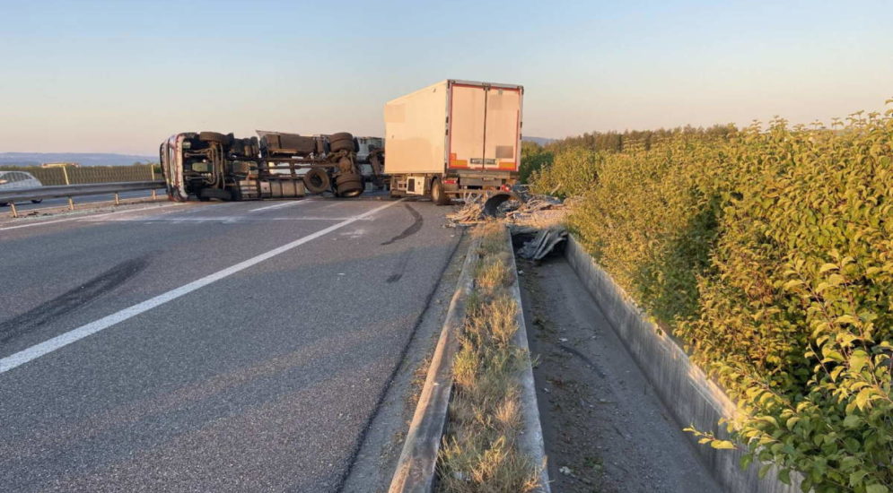 Autobahn A1 nach Unfall acht Stunden gesperrt!