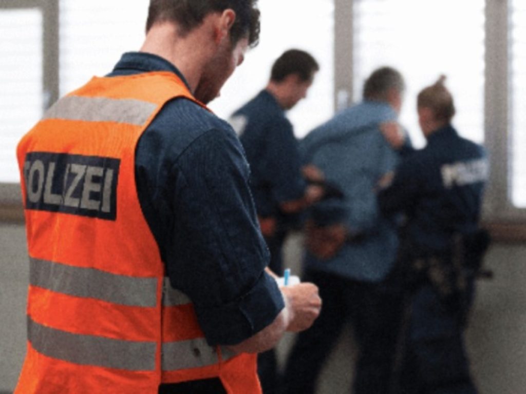 Zürich: Betäubungsmittelkuriere mit Kokain im Gepäck verhaftet