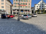 Einsiedeln SZ: Autofahrerin verursacht Unfall auf Klosterplatz