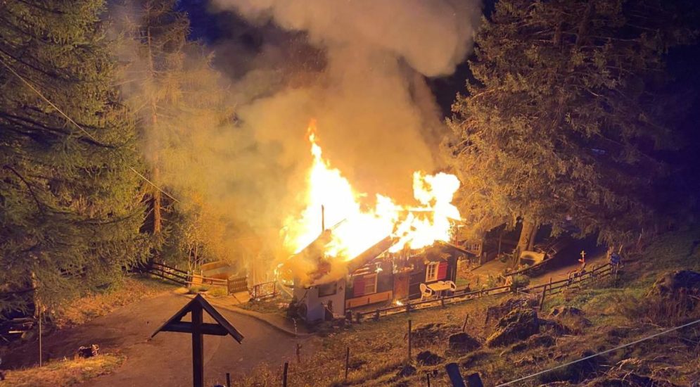 Oberems VS: Chalet bei Feuer komplett ausgebrannt