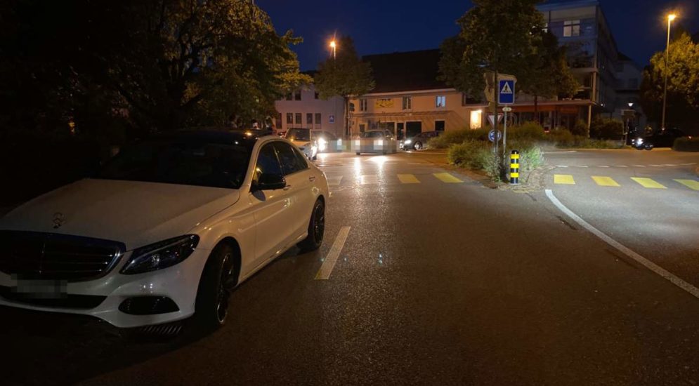 Dornach SO: Unfall zwischen E-Scooter-Lenkerin und Mercedes