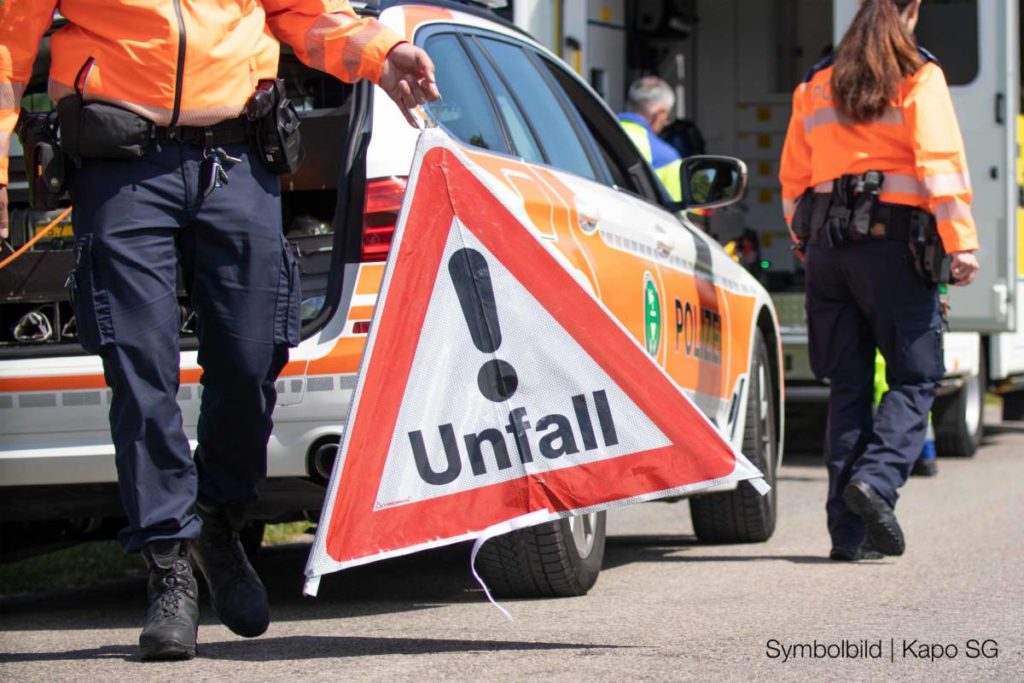 Wattwil SG: Fussgänger bei Unfall von Auto erfasst