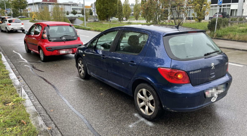 St. Gallen: Bei Unfall an Ampel ins Heck des vorderen Autos geprallt