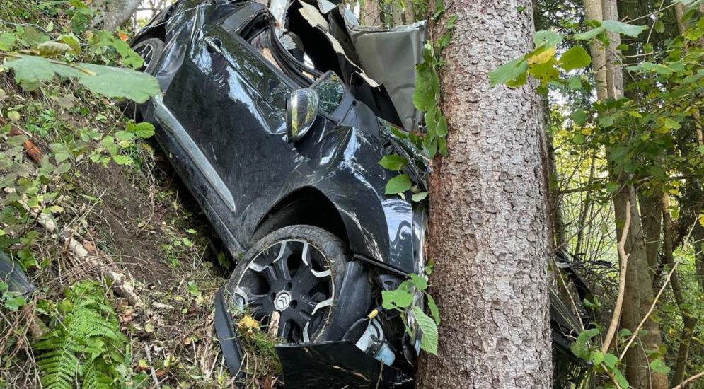 Bauma ZH: Autofahrer stirbt bei schrecklichem Unfall