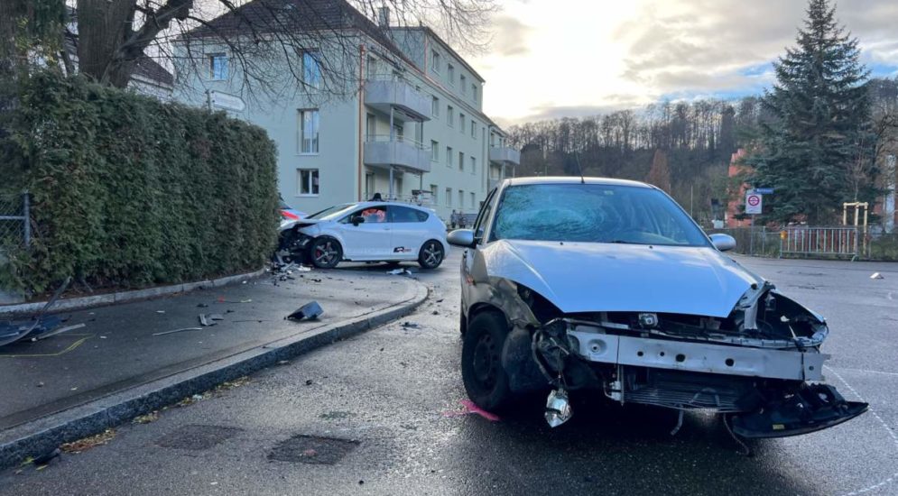 Winterthur: Raser mit leistungsstarkem Wagen verursacht Unfall