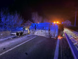Bergdietikon: Lieferwagen-Fahrer prallt bei Unfall heftig mit PW zusammen