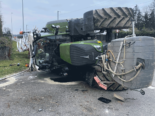 Döttingen AG: Traktor bei Unfall seitlich gekippt