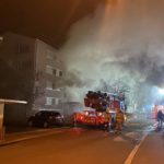Cham ZG: Brand von Mehrfamilienhaus - vier Verletzte im Spital