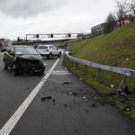 A1 St.Gallen: Mit 12-Jähriger im PW frontal Unfall gebaut