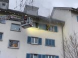 Zürich: Brand in Mehrfamilienhaus