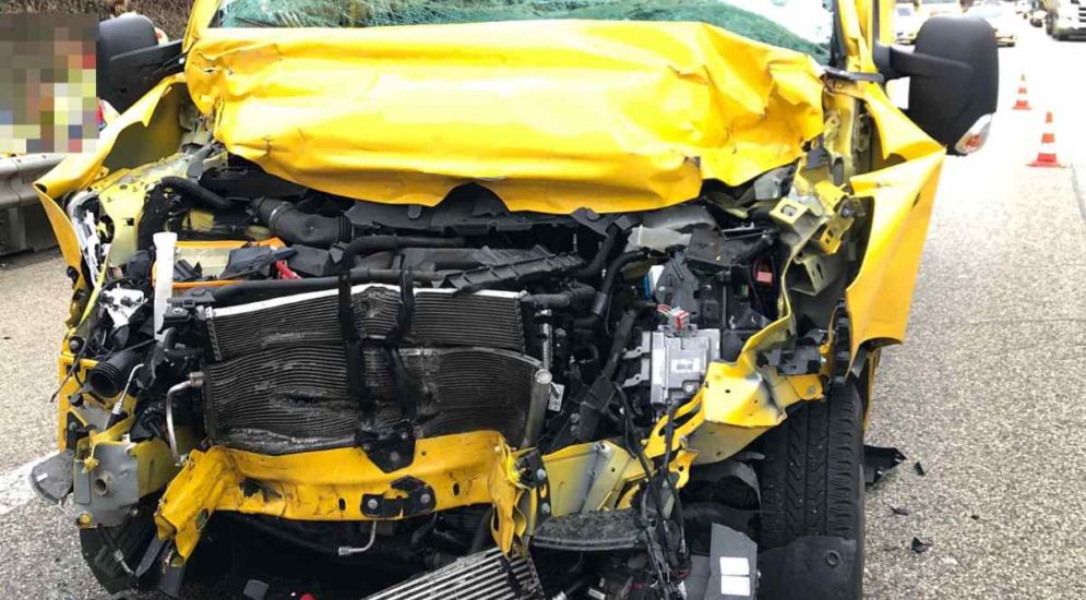 Egerkingen SO: Bei Unfall in Lastwagen-Heck geprallt