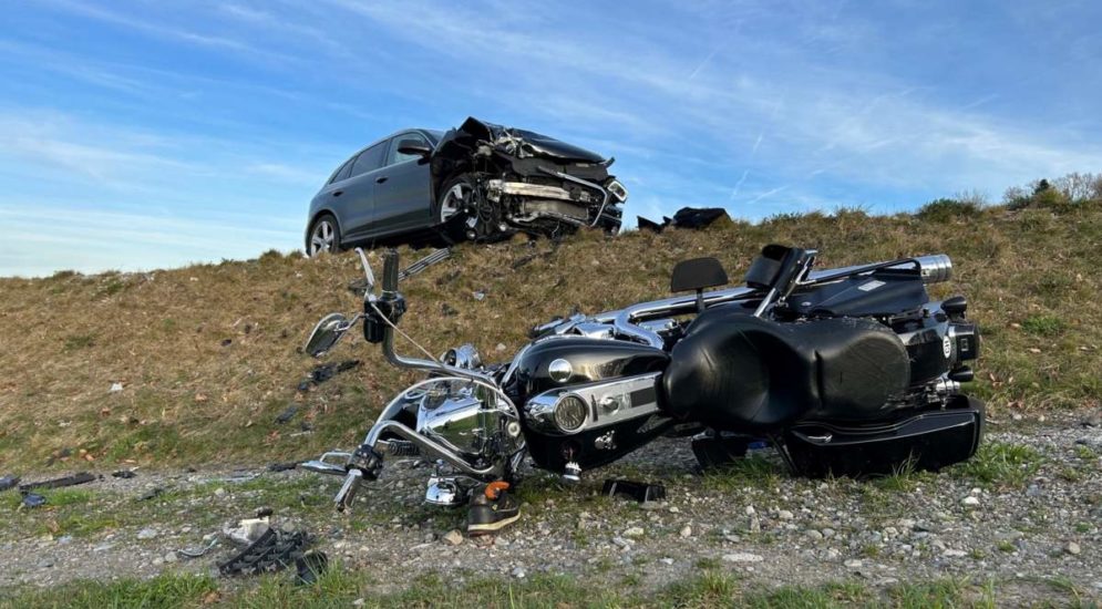 Hallwil: Motorradfahrer nach Unfall reanimationspflichtig