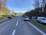 Sins AG: Unfall dreier Fahrzeuge, ein Autofahrer flieht