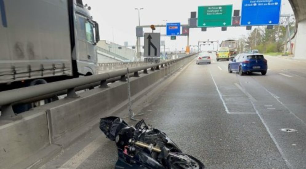 Unfall A2: Motorradfahrer schwer verletzt