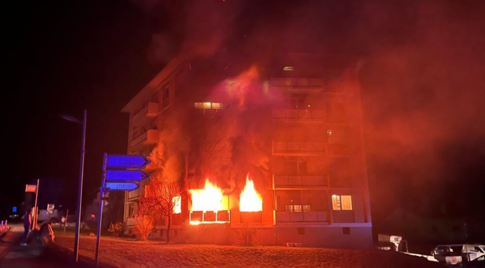 St-Pierre-de-Clages VS: Person nach Brand in Lebensgefahr