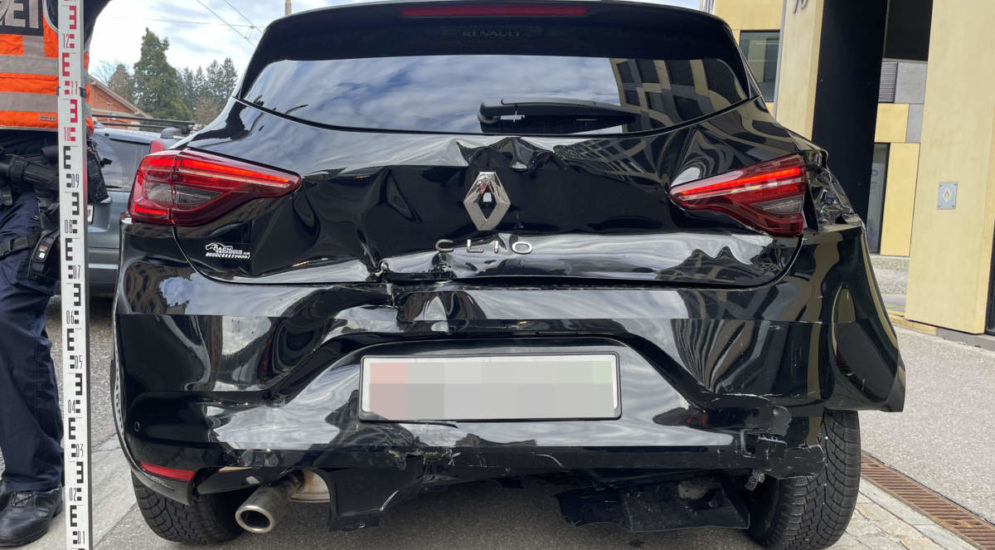 St. Gallen: Bei Unfall in Fahrzeugheck geprallt