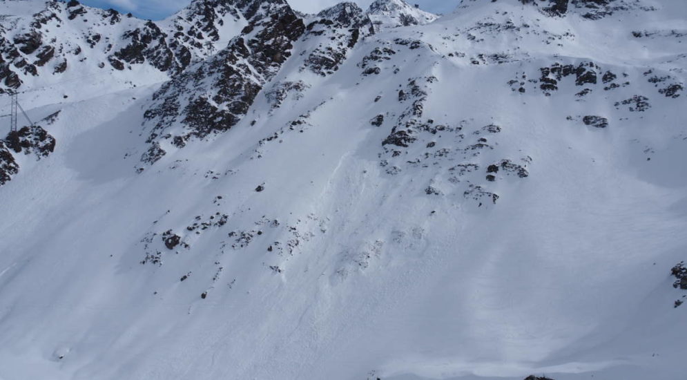 Nendaz VS: Skifahrer (28) wird von Lawine mitgerissen und stirbt