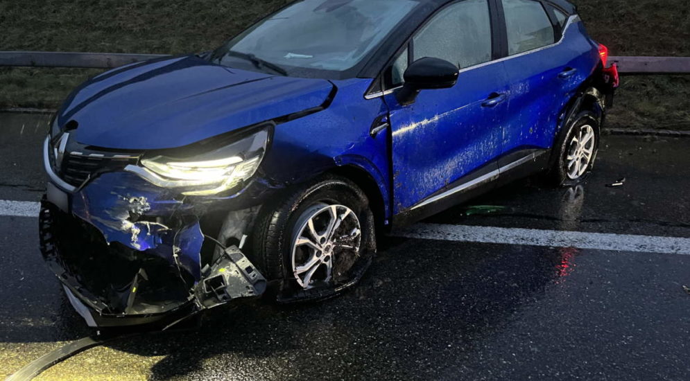 Niederwil SG: Bei Unfall auf der A1 in Leitplanke gecrasht