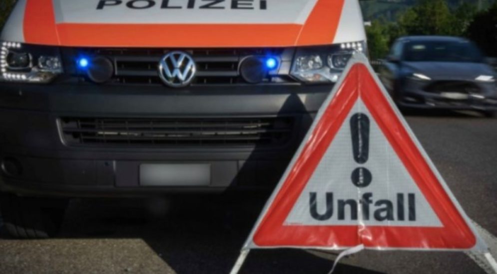 Frauenfeld: Bei Unfall nach Sekundenschlaf in Verkehrsinsel geprallt