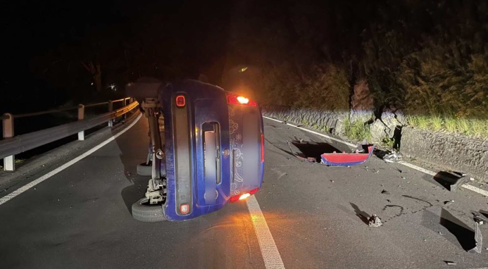Arth SZ: Betrunkener Automobilist wird bei Unfall erheblich verletzt