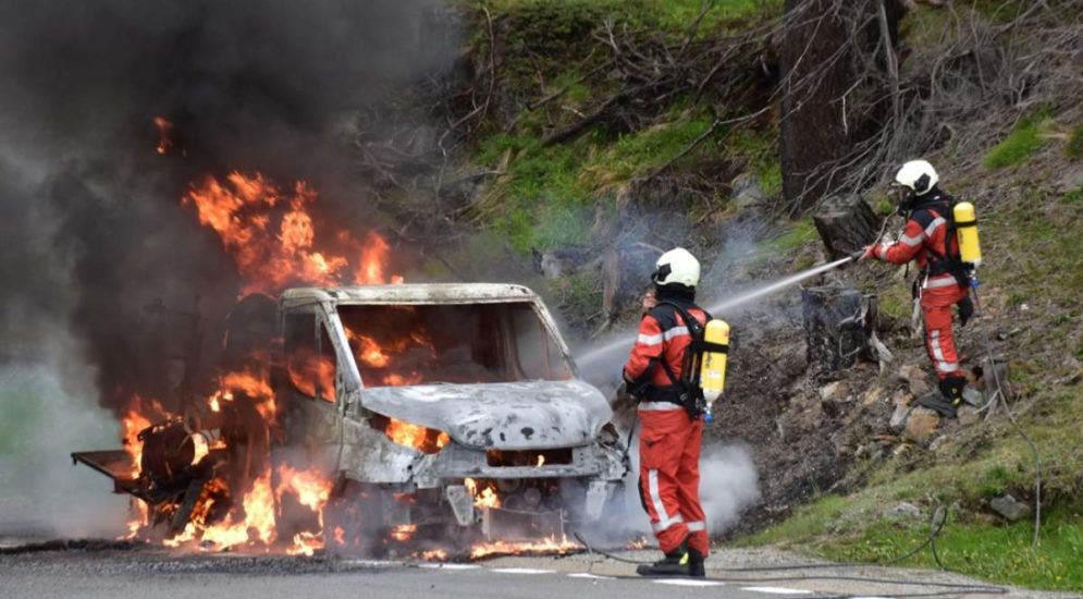 Poschiavo GR: Lieferwagen total ausgebrannt