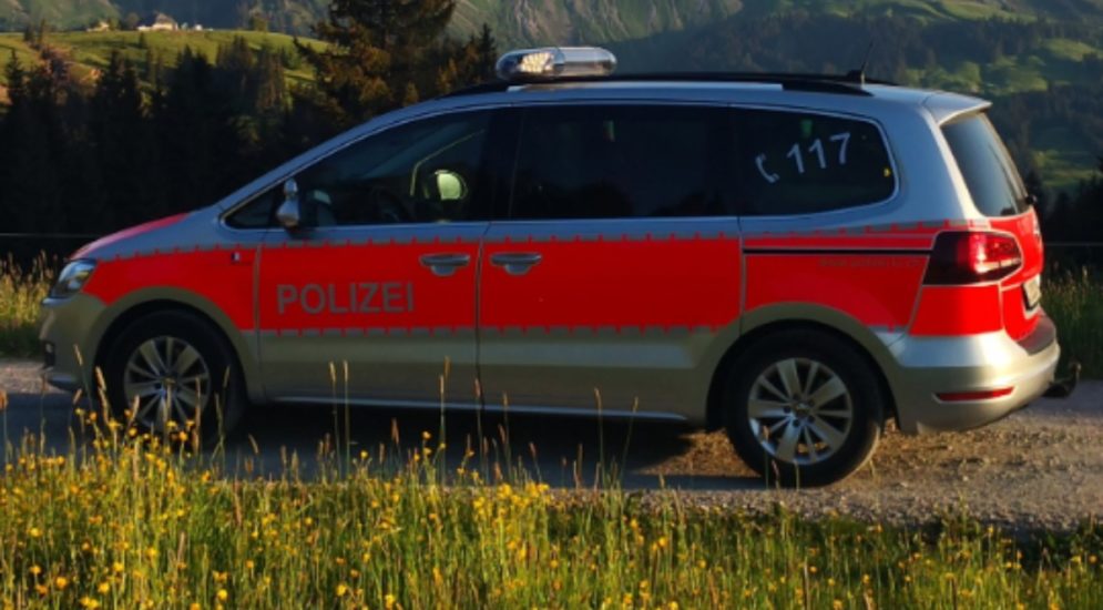 Unfall in Willisau: Fahrzeugkombination überschlägt sich - Mann tot