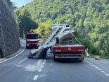 Unfall in Engelberg: Lastwagenlenker verliert Betonelemente