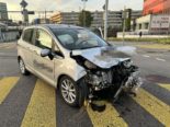 Aarau: Grosser Sachschaden nach Unfall durch Rotlichtmissachtung